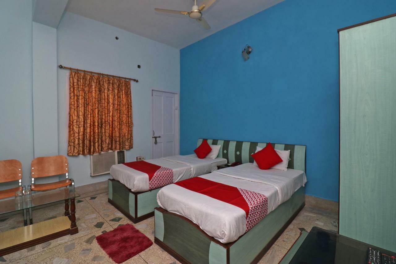 Oyo 37989 Hotel Debarshi Bānkura Exterior foto